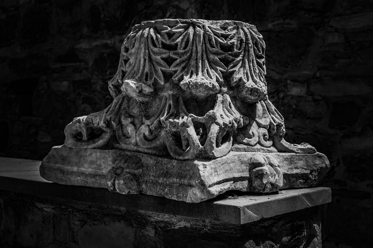 How Crowdsourcing Data Benefits Archaeological Research